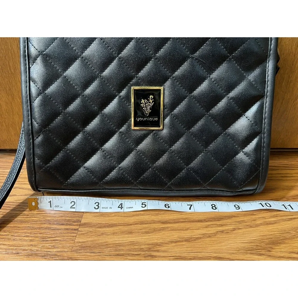 Younique 2018‎ Collection Make Up Bag Black Quilted Soft